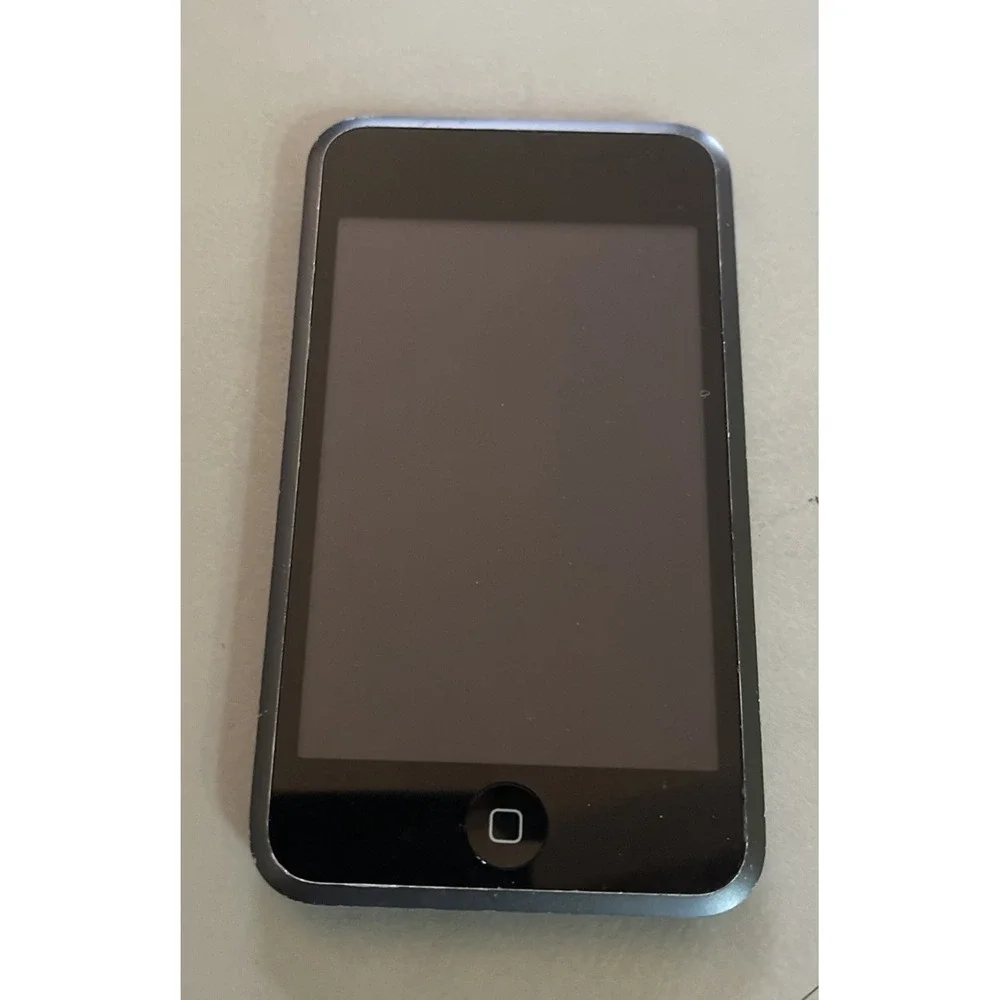 Lot of 2 Apple Ipod Touch 2nd & 4th Gen 8GB Storage *Parts Only*